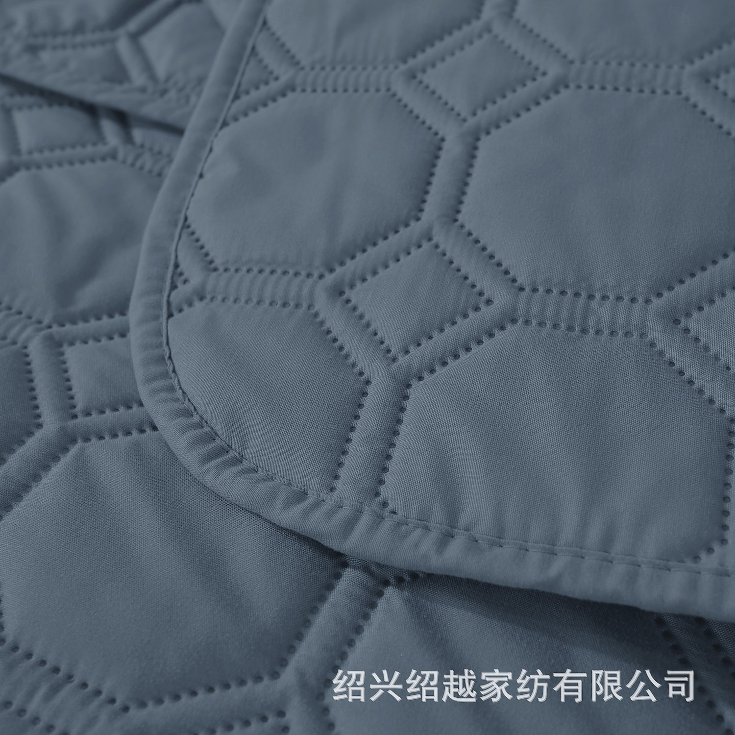 vedenpitävä lemmikkisohvamatto, koko vuoden liukumaton lepotuolin päällinen, moderni minimalistinen sohvansuoja koirille ja kissoille 2026 - $75.99 –P7