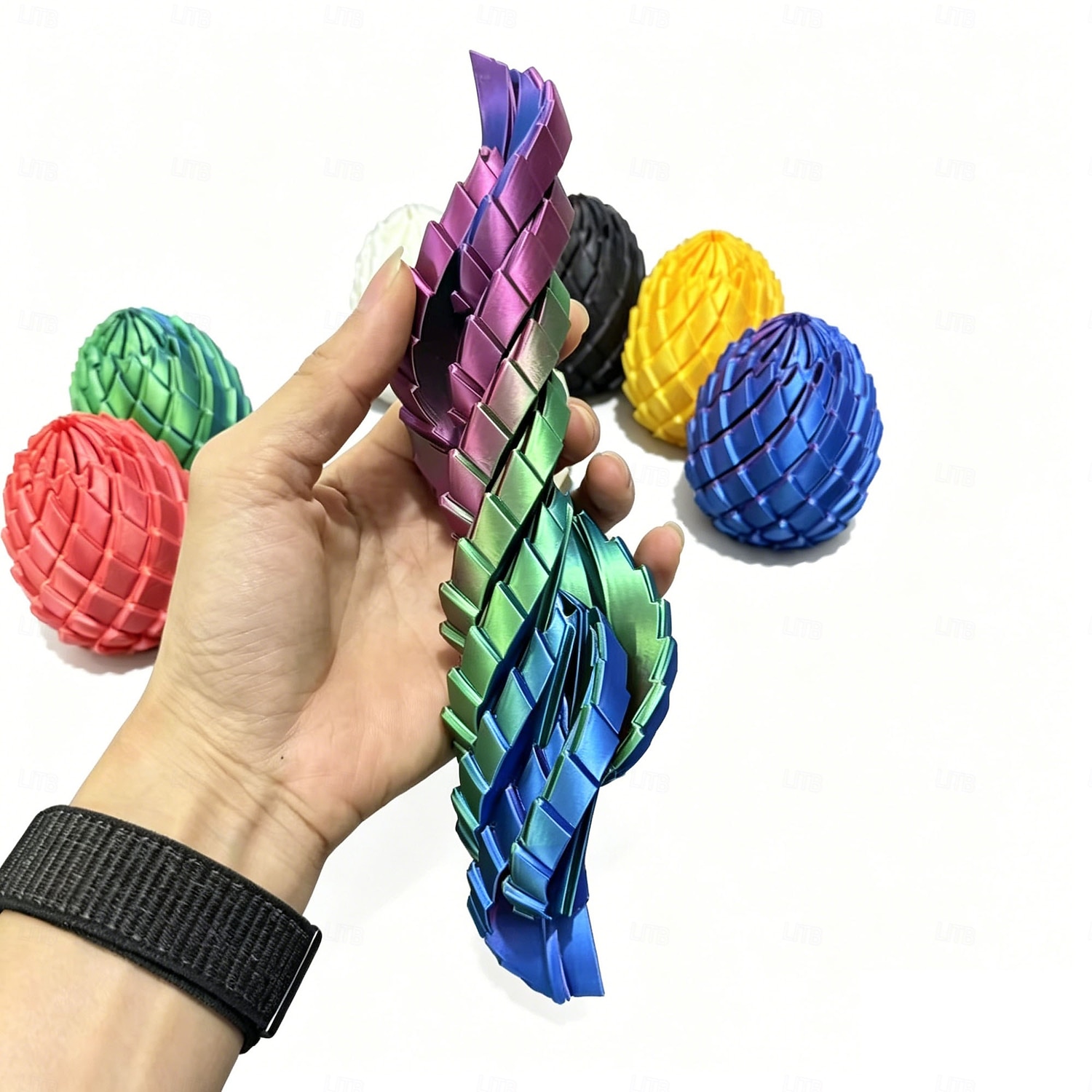 بيضة تململ مطبوعة بتقنية ثلاثية الأبعاد، لعبة انزلاقية لتخفيف التوتر، بيضة تململ ملتوية لعيد الفصح للبالغين، ألعاب تململ صغيرة منزلقة لحشو سلال عيد الفصح، أحجية دوارة لتخفيف التوتر 2026 - $9.99 –P15