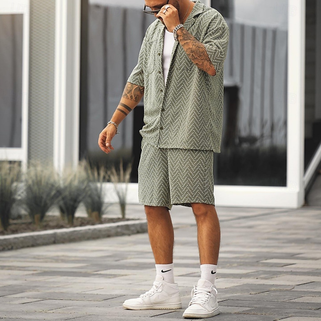 Herr Skjorta Skjorta set Casual skjorta Strandskjorta Knapp upp skjorta Grön Kortärmad Linjer / vågor Kavajslag Ledigt Dagligen Jacquard Kläder Mode Ledigt Bekväm 2026 - $44.99 –P3