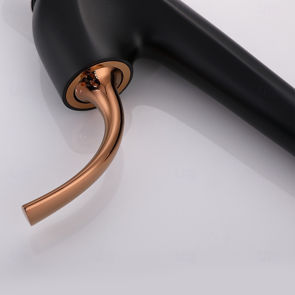 2026年 シンプルでエレガントな真鍮製洗面器用蛇口 – 温水・冷水対応、飛沫防止、回転式シンク蛇口。洗面器、カウンター下、洗面台キャビネットに使用可能。  コレクション – $239.39 –P8