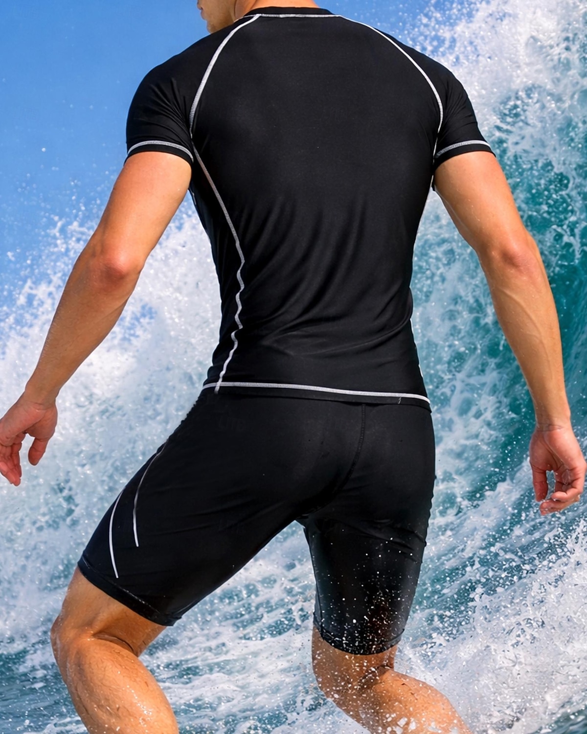 Miesten Normaali 2-osainen ihottumasuoja Surffauspaita Uimapukushortsit Tilkkutäkki Polvipituinen jalka UV-aurinkosuojaus Nopea kuivuminen Hengittävä Lyhythihainen Uima-asut Lainelautailu Vesiurheilu 2026 - $18.99 –P2