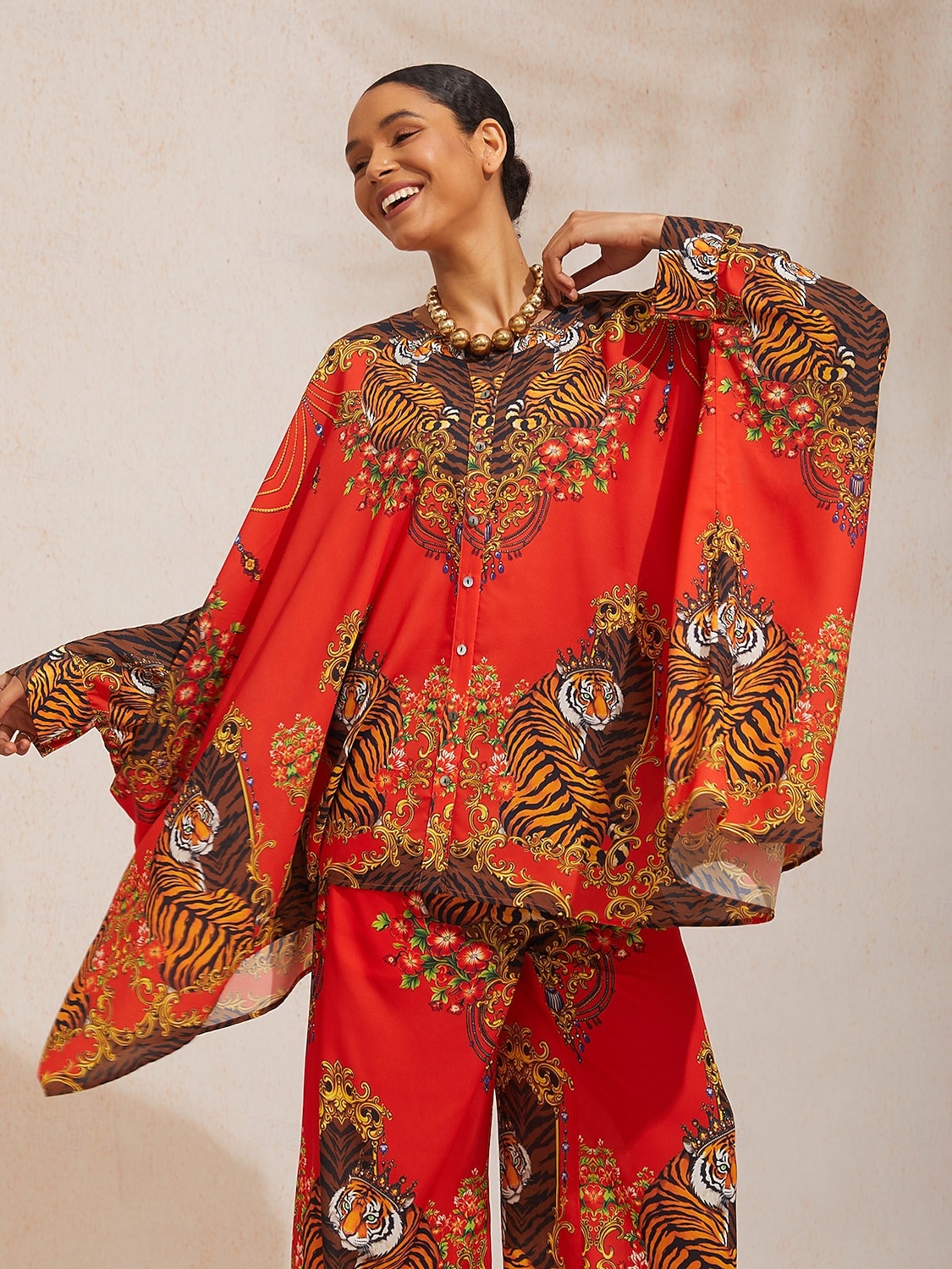 Scarlet Tigress Fließendes Chiffon-Hemd mit Dolman-Ärmeln 2026 - $79.99 –P2