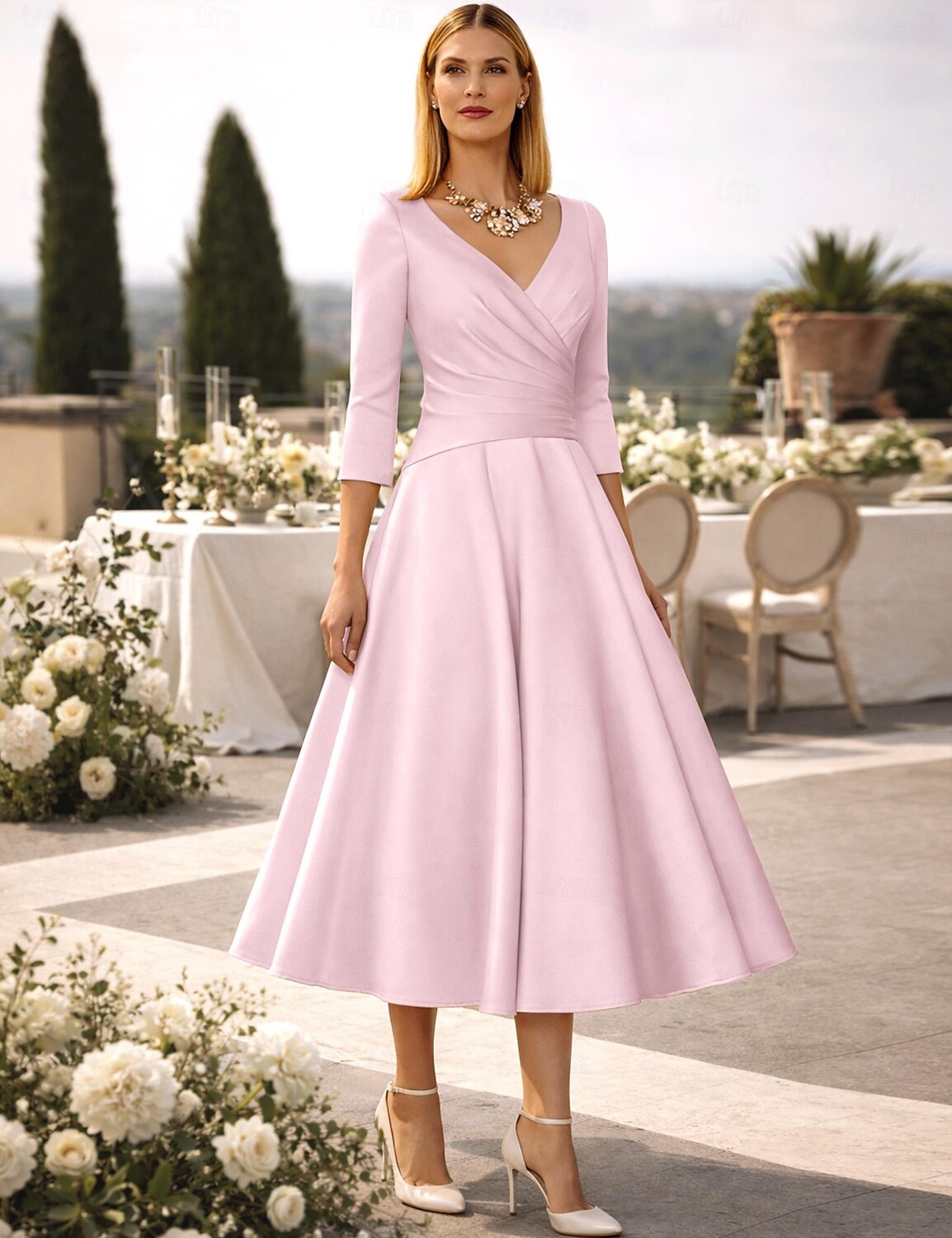A-Linie Tee-Länge Cocktailkleider Partykleider Elegant Vintage Übergröße Dreiviertelarm V Ausschnitt Hochzeitsgast Satin mit Falten 2026 - $126.99 –P13