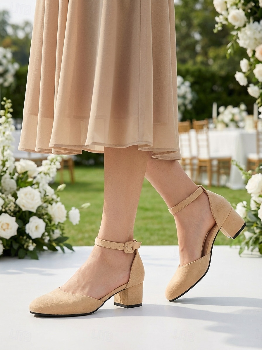 Décolleté da donna in camoscio beige con tacco a blocco, punta tonda e cinturino alla caviglia, ideali per feste in giardino e matrimoni. &eventi all'aperto del 2026 a $42.99 –P1