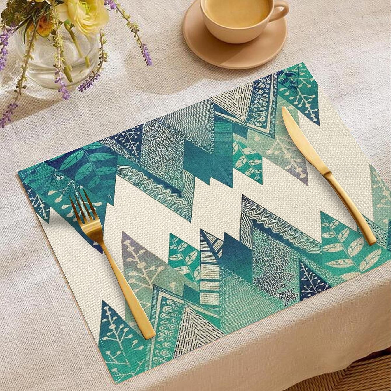 2026年 夏の海をイメージしたダイニングプレイスマット、ポリエステル100％の長方形テーブルマット、海の幾何学模様デザイン、洗濯機洗い可能、耐熱性、耐久性のあるテーブルプロテクター、モダンなホームキッチン  コレクション – $9.49 –P5