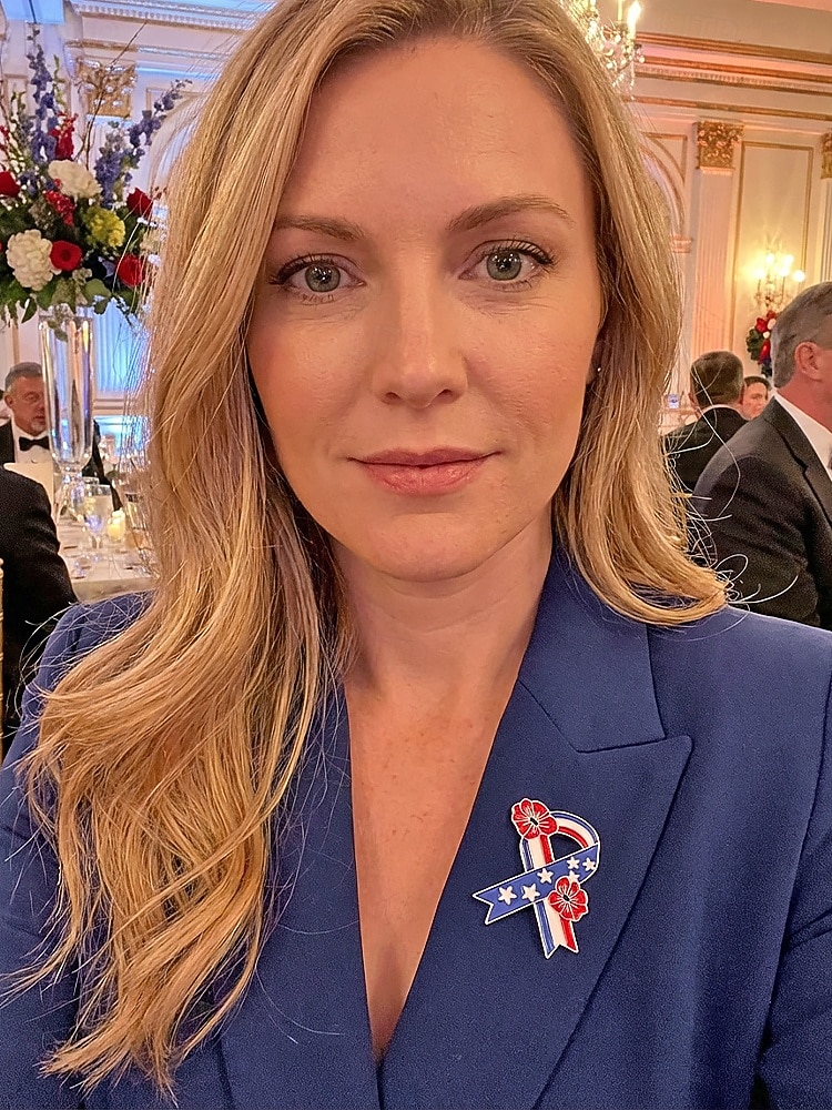 Damesbrocheset met legering lint en bloemmotief, gouden en zilveren patriottische reversspelden voor de viering van 250 jaar Amerika, Onafhankelijkheidsdag, feestelijke avondkleding en feestelijke 2026 - $7.99 –P1