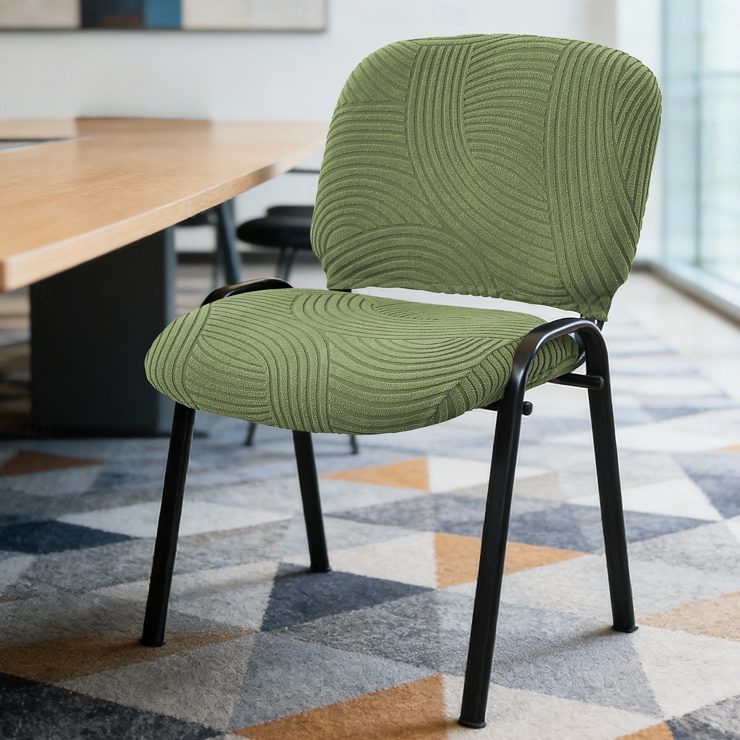 Housse extensible et fendue pour chaise de conférence, protection pour coussin d'assise et dossier de bureau, motif floral arqué, housse antidérapante pour toutes les saisons de 2026 ? $15.49 –P8