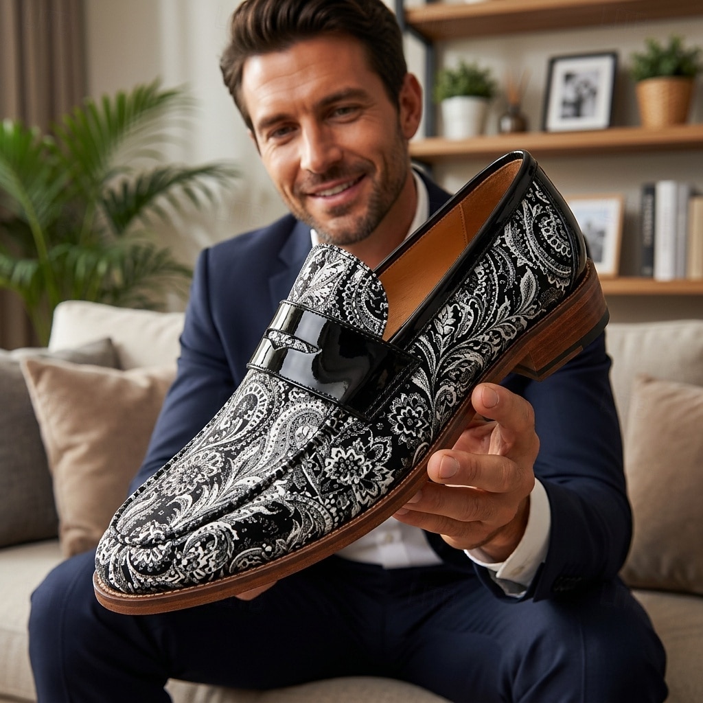 mocassini da uomo neri con stampa paisley, scarpe eleganti slip-on di tendenza con cinturino lucido, calzature da gentiluomo per matrimoni, banchetti, feste e occasioni speciali. del 2026 a $46.99 –P2
