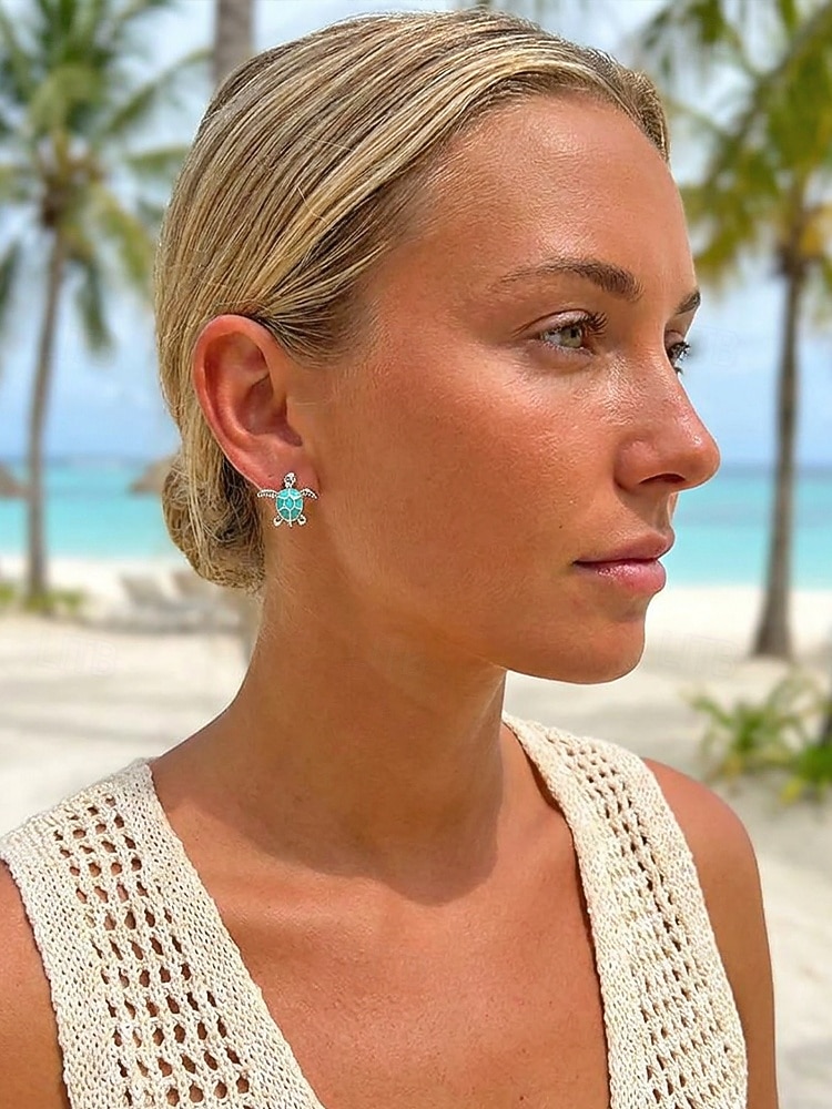 Boucles d'oreilles tortue pour femmes – élégantes boucles d'oreilles plaquées argent avec incrustation de turquoise, parfaites pour la plage et l'été, accessoires décontractés et de vacances de 2026 ? $9.99 –P2