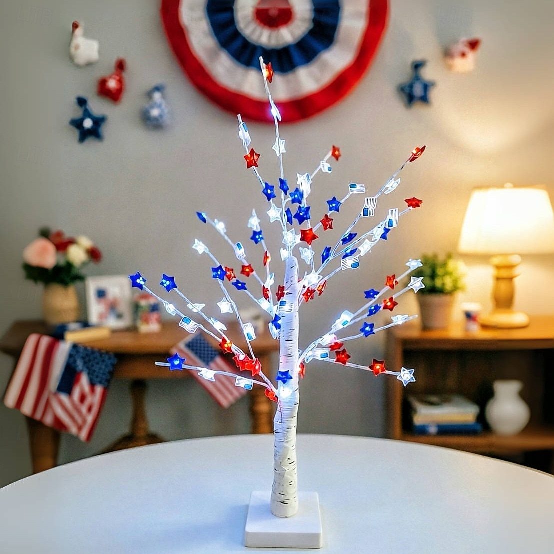Árbol de Navidad con luces LED de la bandera estadounidense para el 250 aniversario del 4 de julio, con los colores rojo, blanco y azul. Lámpara decorativa LED para interiores. &al aire libre, sala de 2026 - $30.99 –P2