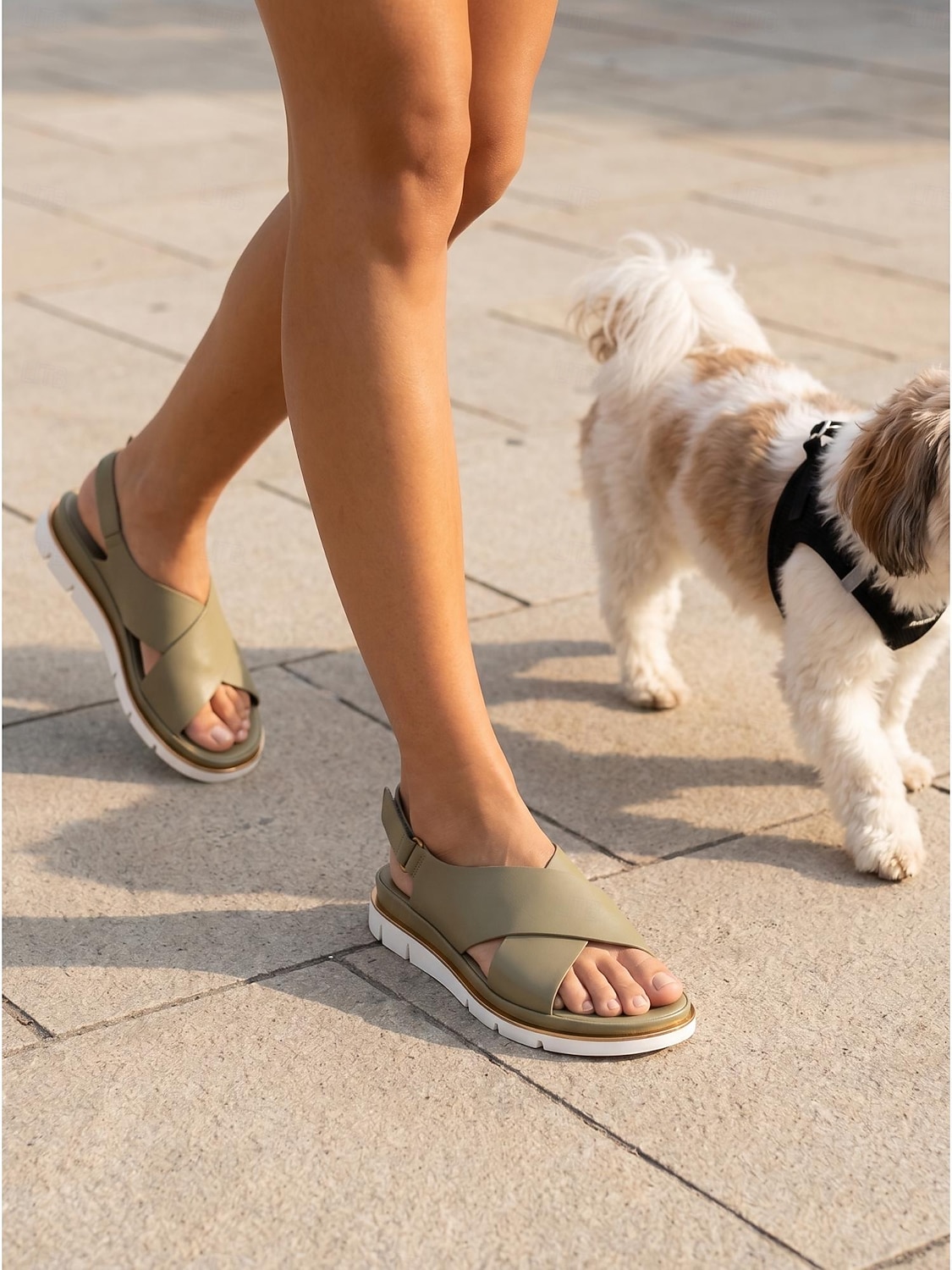 Bequeme, verstellbare Slingback-Sandalen für Damen mit gekreuzten Riemen und Fußgewölbeunterstützung sowie rutschfester Sohle für den Alltag und auf Reisen. 2026 - $34.99 –P4