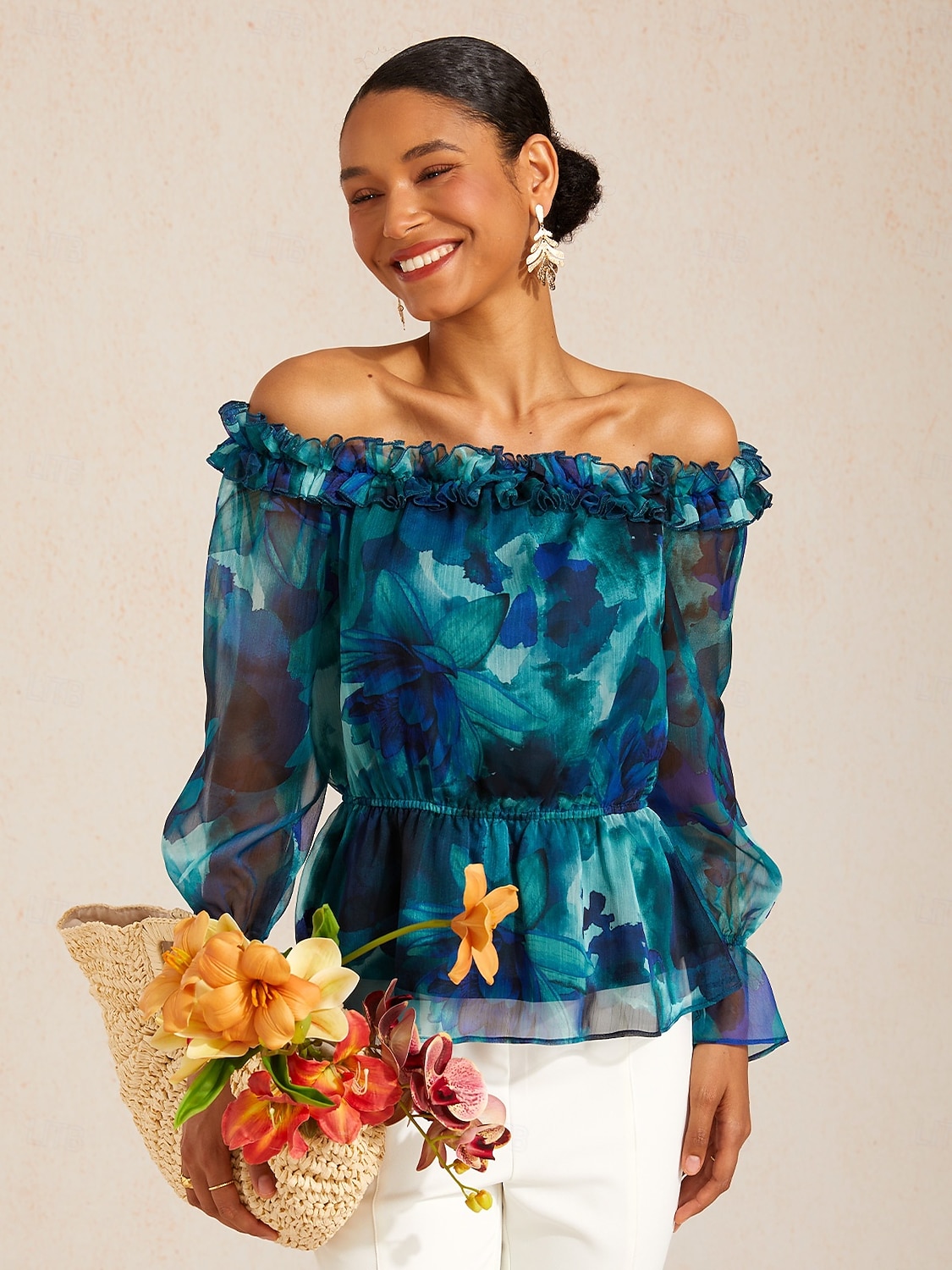 top in chiffon fluente Ocean Bloom Reverie del 2026 a $67.99 –P3