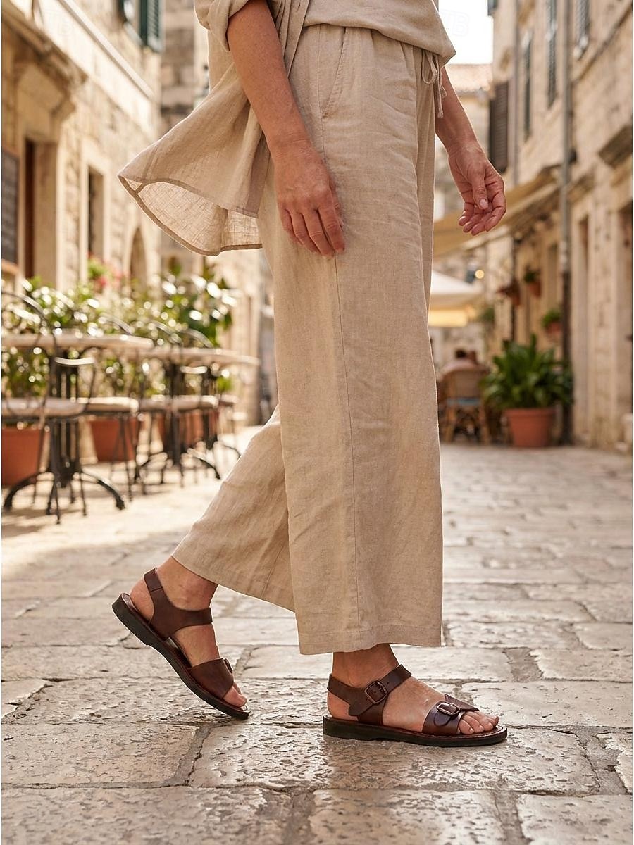 Sandali piatti da donna in pelle marrone con cinturino regolabile alla caviglia - classici sandali estivi con doppia fibbia per passeggiate e viaggi informali del 2026 a $34.99 –P5