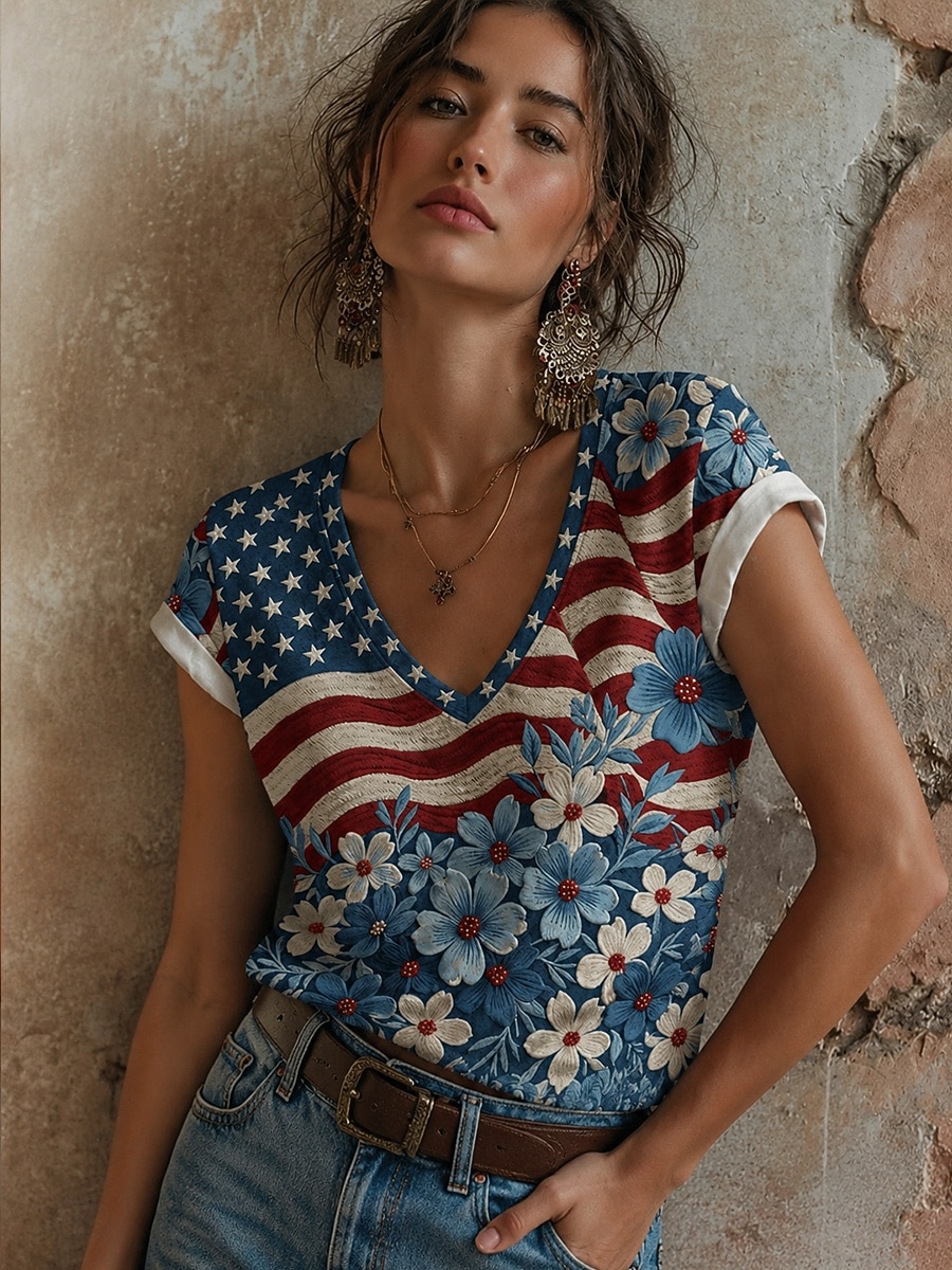 Giorno dell'Indipendenza Americana Per donna Maglietta Stampato Grafico Lettera Bandiera Americana Elegante Classico Casual Manica Corta Scollo a V Top Regolari Casuale Quotidiano Blu Nero e rosso del 2026 a $21.99 –P4
