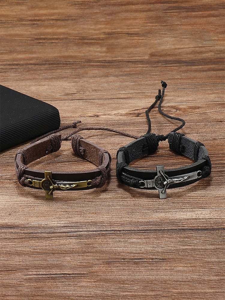 Pulseira masculina de couro genuíno com liga metálica e cruz, ajustável nas cores preta ou marrom, joia vintage casual para uso diário, viagens e looks de férias. de 2026 por $7.99 –P5