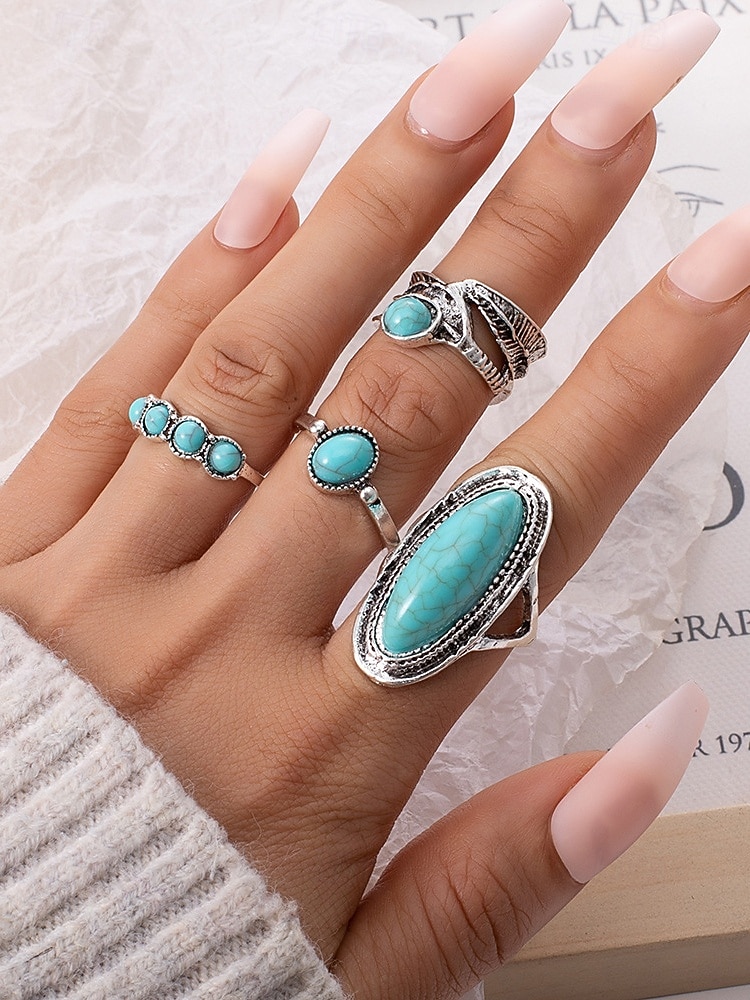 4-teiliges Set aus eleganten, ausdrucksstarken Türkisringen aus einer böhmischen Legierung für Damen – perfekt zum Stapeln und für den Strandurlaub oder den Alltag. 2026 - $9.99 –P3
