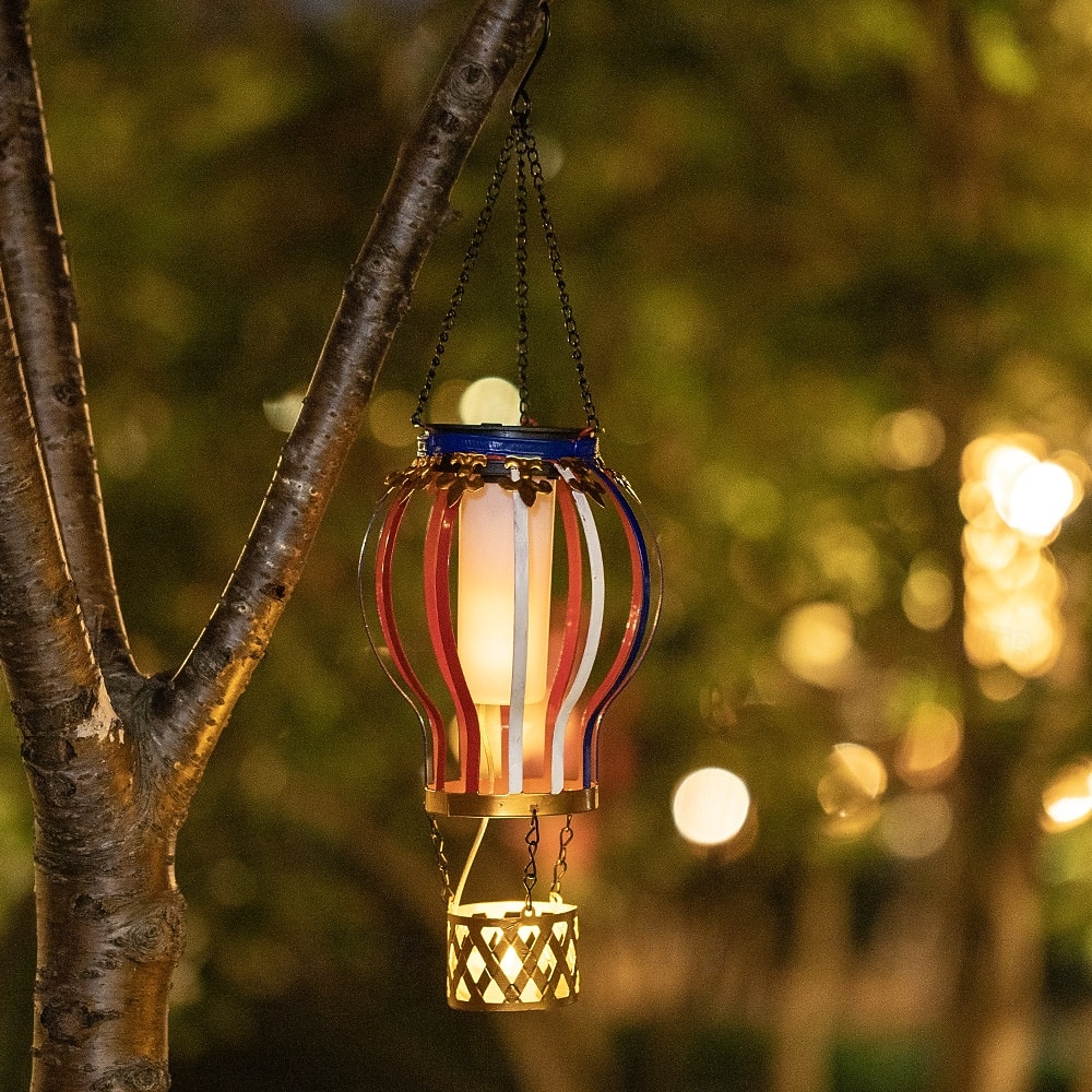 Outdoor Solar Hanging Lantern, Waterproof Metal Hot Air Balloon Decor with Flickering Flame LED, Patio Garden Porch Tree Balcony Fence Party Wedding Ambient Lighting 2026 - $23.99 –P10