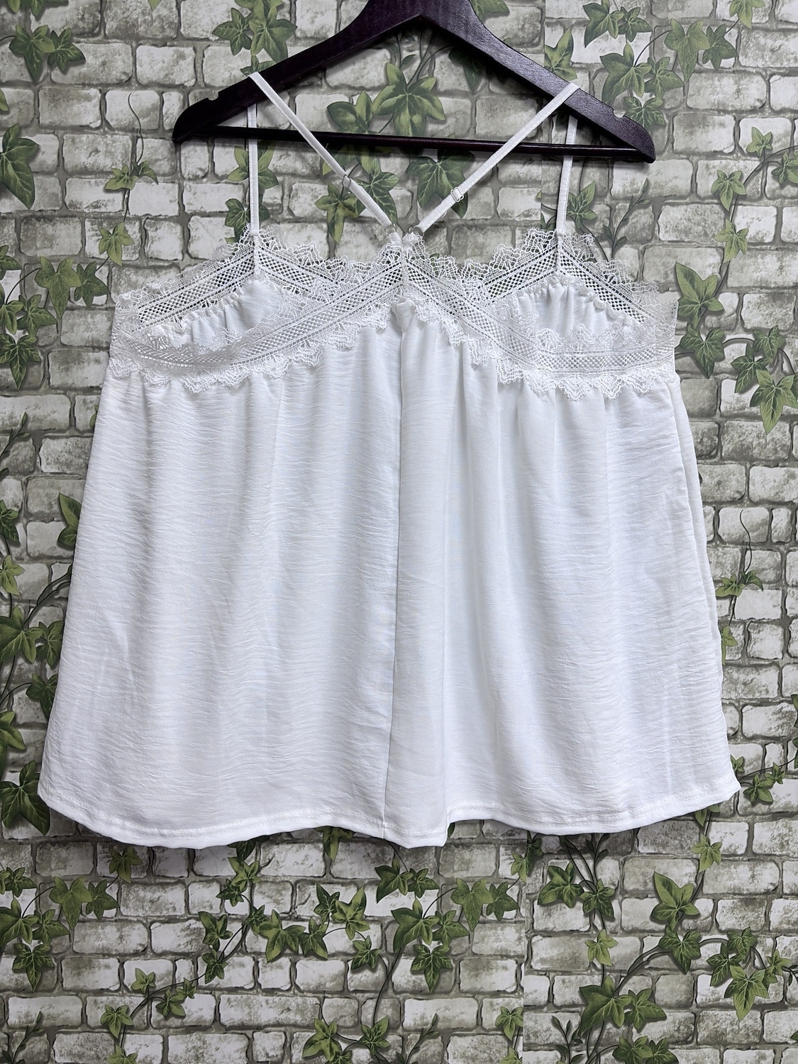 Camiseta sin mangas elegante para mujer con panel de encaje, textura patchwork, lisa, sin mangas, tirantes finos, estilo casual, verano, azul, negro, blanco, morado. 2026 - $21.99 –P7