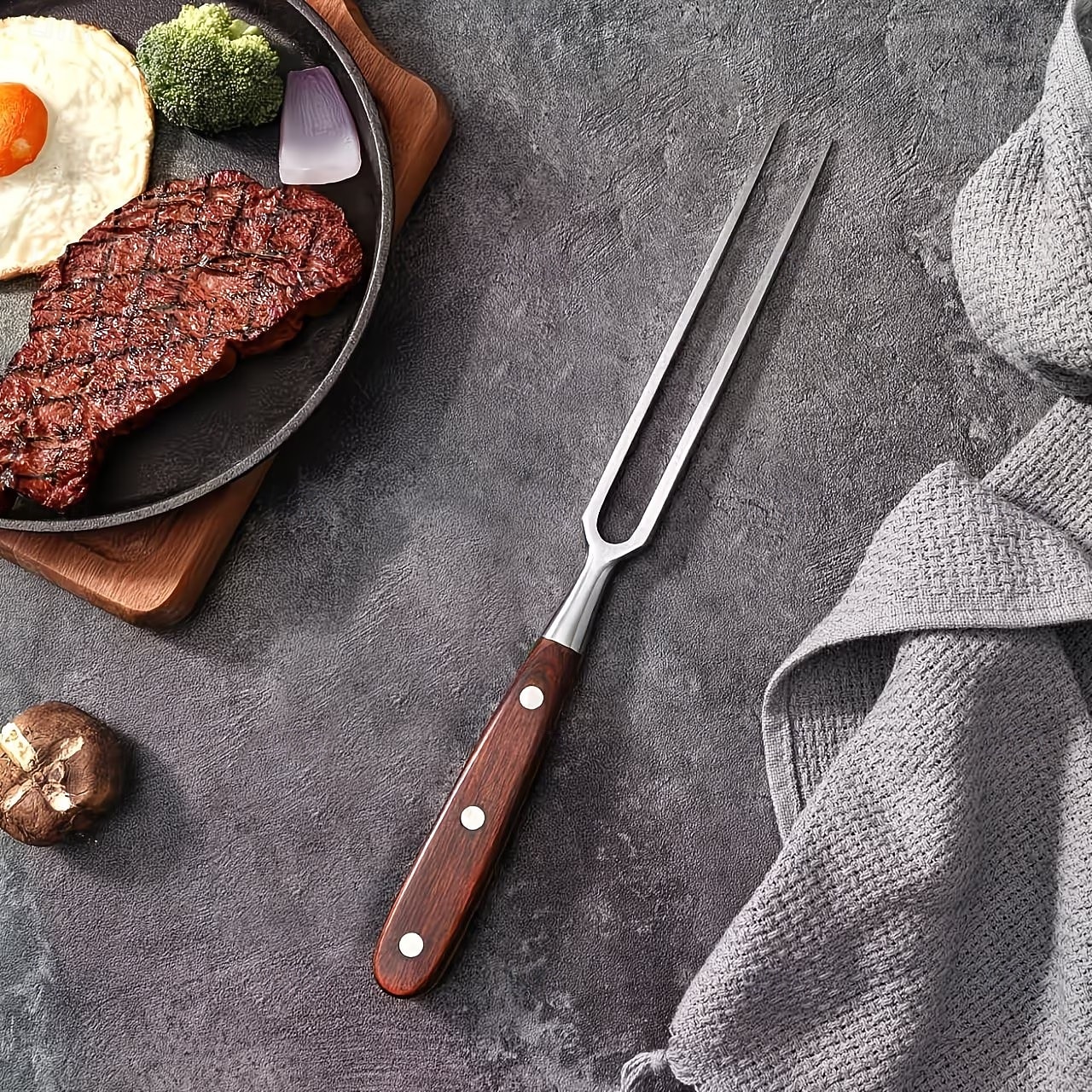 Grillgaffel i rustfritt stål med trehåndtak, perfekt for grilling av kjøtt, bruk på kjøkkenet, camping utendørs og servering av kjøtt 2026 - $24.99 –P1