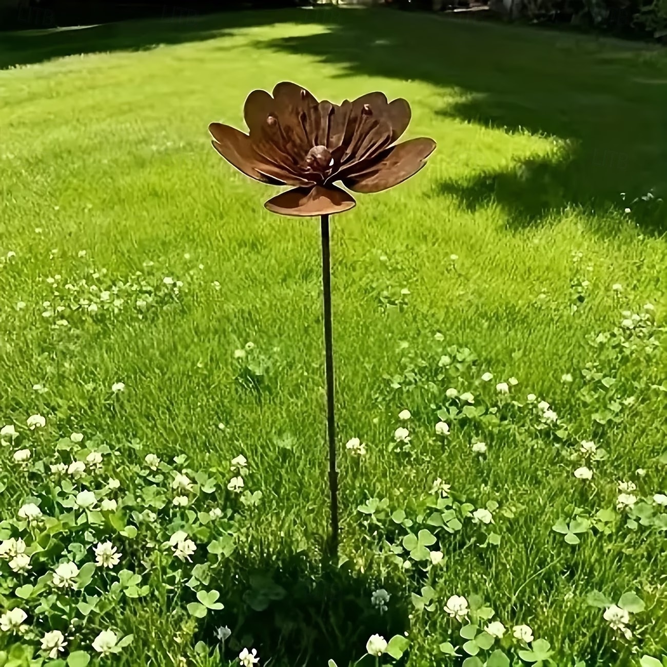 Metalen bronzen lotusbloemsculptuur, elegant rustiek ijzeren waterornament voor vijver, achtertuin, terras, gazon en binnenlobby, artistiek lotusbeeld voor tuindecoratie 2026 - $22.99 –P4