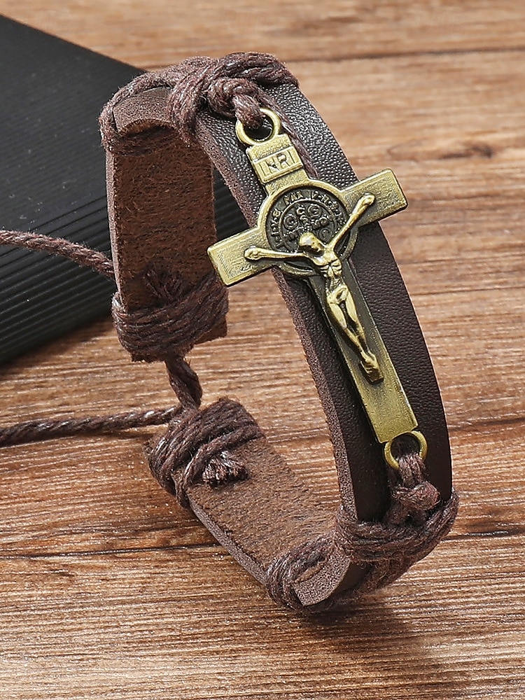 Pulseira masculina de couro genuíno com liga metálica e cruz, ajustável nas cores preta ou marrom, joia vintage casual para uso diário, viagens e looks de férias. de 2026 por $7.99 –P8