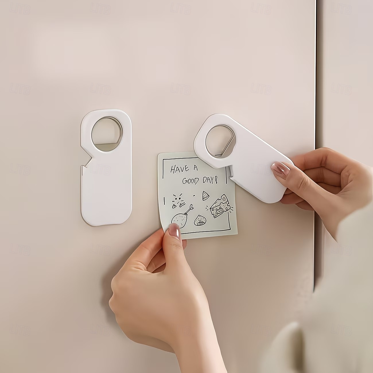 2/5 buc deschizător magnetic de sticle din oțel inoxidabil, instrument de deschidere a capacelor trei în unu, deschizător de capace de cutii și sticle de bere, antiderapant și care economisește efort 2026 - $9.99 –P2