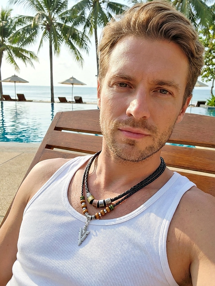 Collier pendentif flèche en alliage pour homme avec perles et cordon tressé – disponible en noir et marron, bijou décontracté et résistant idéal pour les vacances à la plage, le quotidien et les de 2026 ? $9.99 –P1