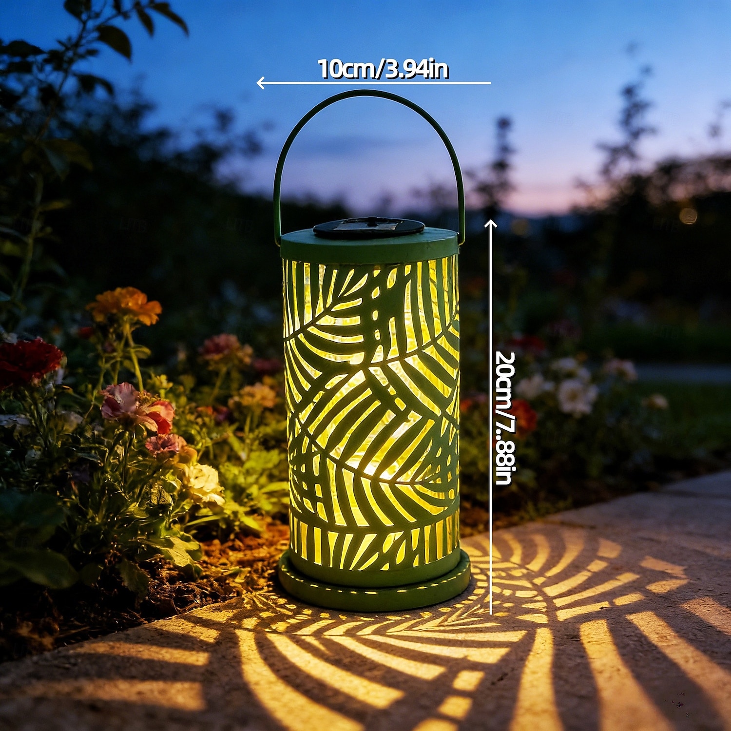 Solar Lantern Outdoor Metal Palm Leaf Projection Light, Decorative Hanging Garden Lantern with Green Leaf Cutout Design, Solar Powered Patio Yard Lawn Pathway Camping Villa Summer Party Landscape Deco 2026 - $28.99 –P7