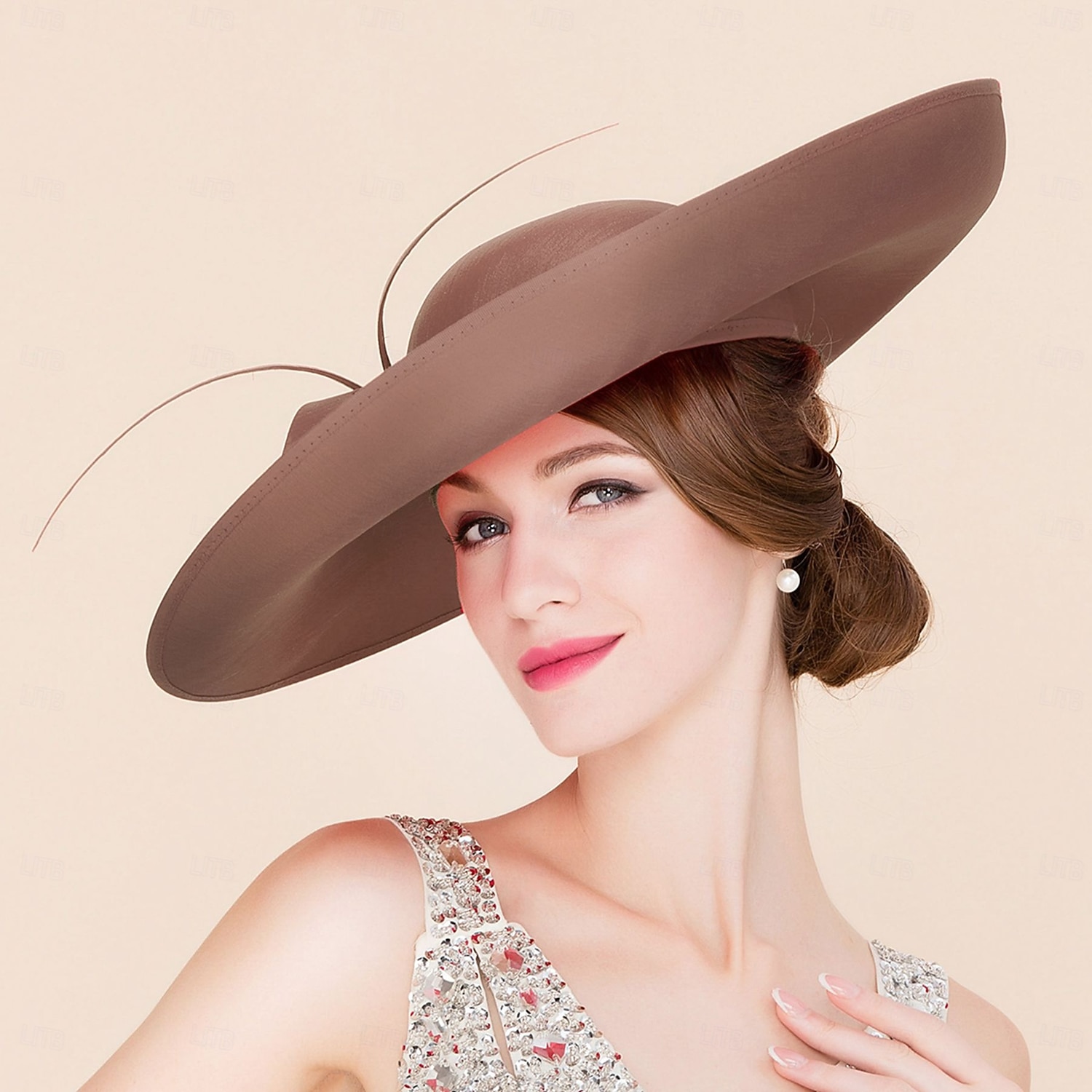 Chapeaux de fête Chapeau bowler en tissu à double couche  Chapeau cloche Chapeau en sinamay Kentucky Course de chevaux Journée des dames Melbourne Cup Luxe Vintage Avec nœud papillon Coiffe Coiffure de 2026 ? $103.99 –P4