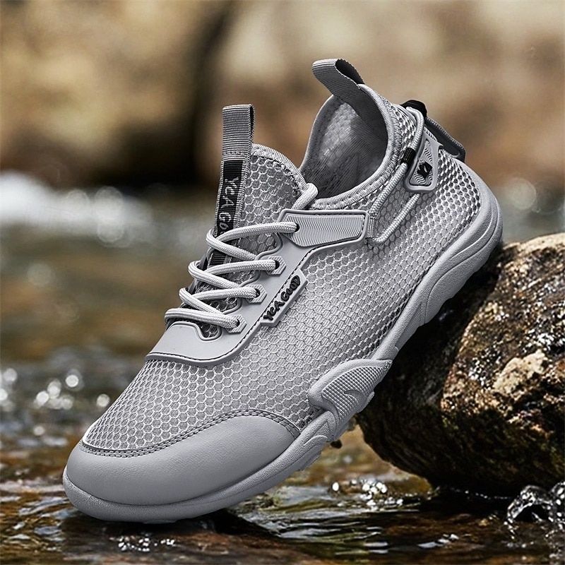 Scarpe da acqua bianche da uomo, traspiranti, leggere e ad asciugatura rapida, ideali per attività acquatiche, passeggiate in spiaggia, trekking fluviale e viaggi estivi all'aria aperta. del 2026 a $32.99 –P4