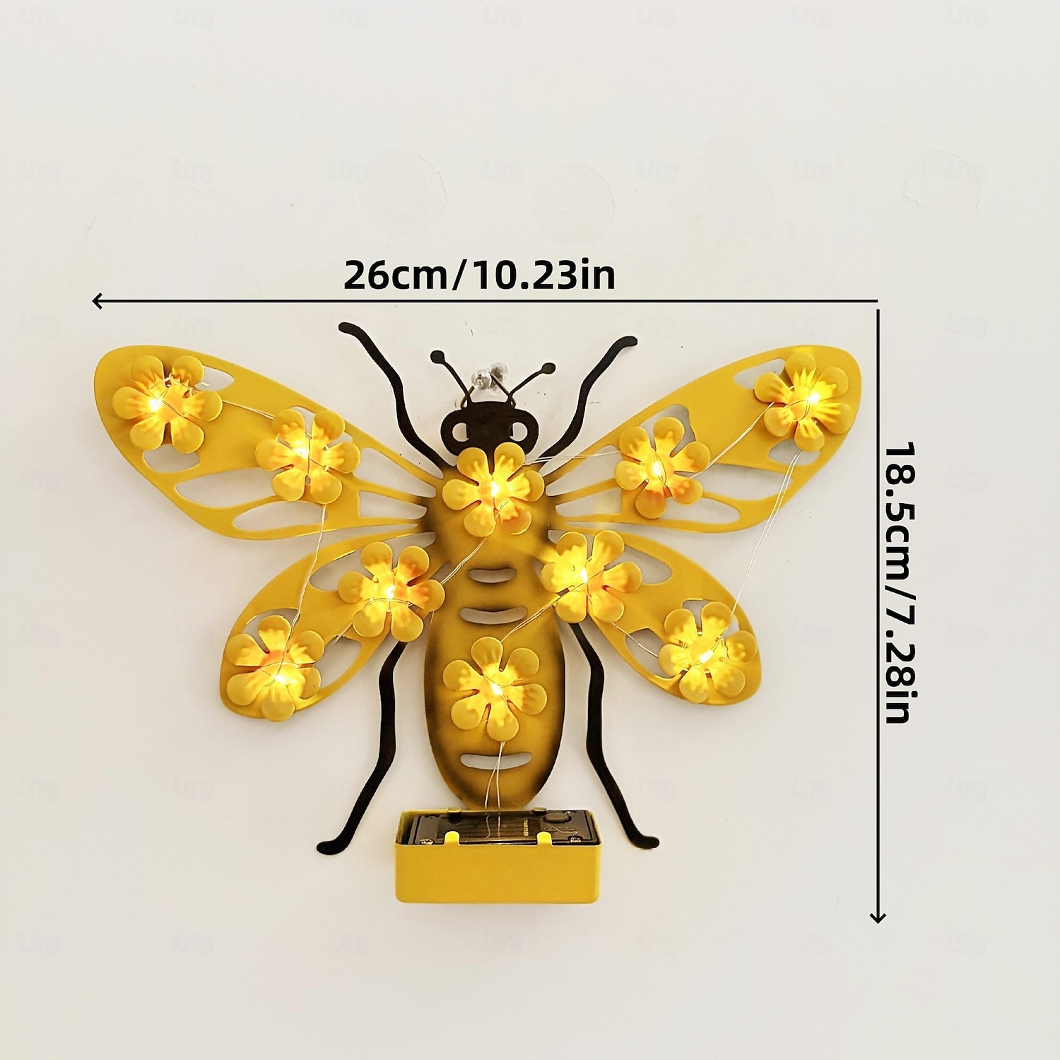 Metal Bee Outdoor Wall Decor with LED Solar Lights, Outdoor Fence Wall Art Decor, Gift for Mom Grandma Women Birthday Gardening, Hanging Decoration for Garden Patio Porch Yard 2026 - $41.99 –P3