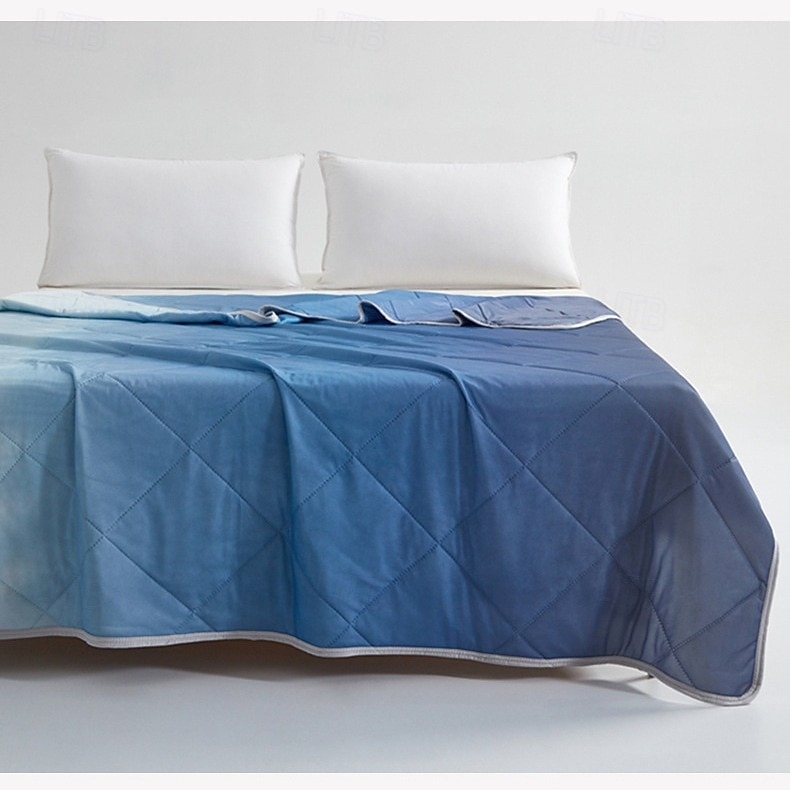Cooling Blanket Summer Comforter Ice Silk Cool Quilt Lightweight Silky Soft Air Conditioning Blanket Breathable Reversible Gradient Summer Quilt for Hot Sleepers Bedroom 2026 - $21.99 –P4