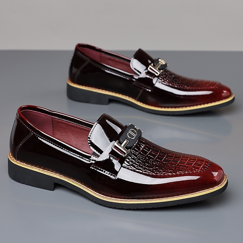 Mocassini da uomo bordeaux con stampa coccodrillo, scarpe eleganti slip-on lucide, calzature da gentiluomo perfette per matrimoni, feste, banchetti e occasioni serali. del 2026 a $64.99 –P6
