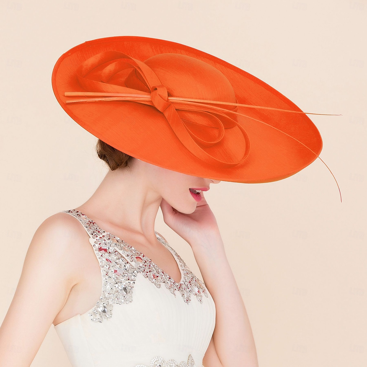 Chapeaux de fête Chapeau bowler en tissu à double couche  Chapeau cloche Chapeau en sinamay Kentucky Course de chevaux Journée des dames Melbourne Cup Luxe Vintage Avec nœud papillon Coiffe Coiffure de 2026 ? $103.99 –P9