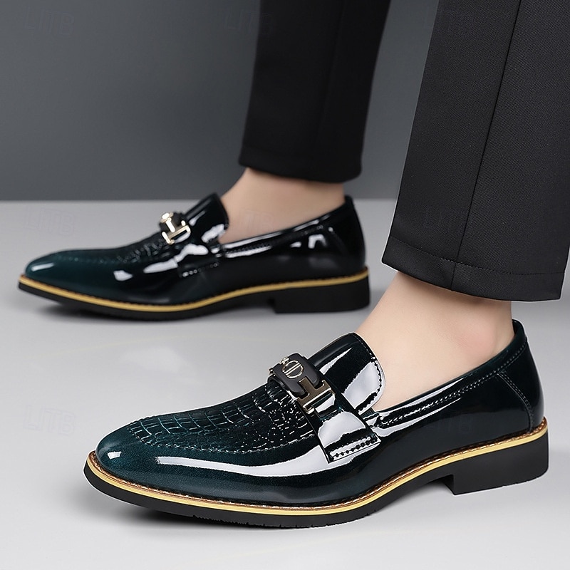 Mocassini da uomo bordeaux con stampa coccodrillo, scarpe eleganti slip-on lucide, calzature da gentiluomo perfette per matrimoni, feste, banchetti e occasioni serali. del 2026 a $64.99 –P10