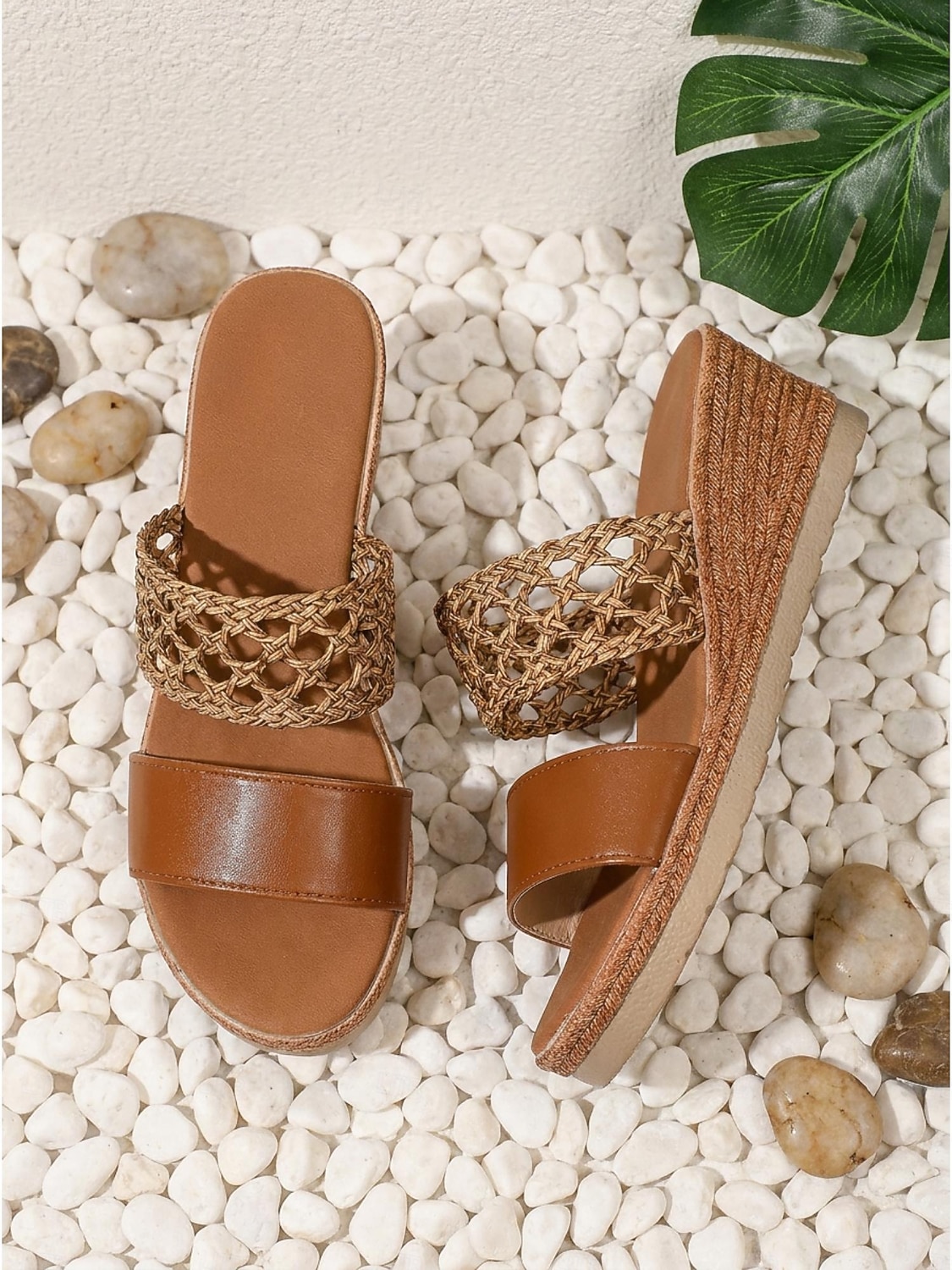 Braune Keilsandalen für Damen – bequeme Espadrilles im Boho-Stil mit gewebtem Mesh-Riemen &Details aus Kunstleder für Outdoor-Urlaube und Reisen auf tropische Inseln &Sommergartenpartys 2026 - $26.99 –P2