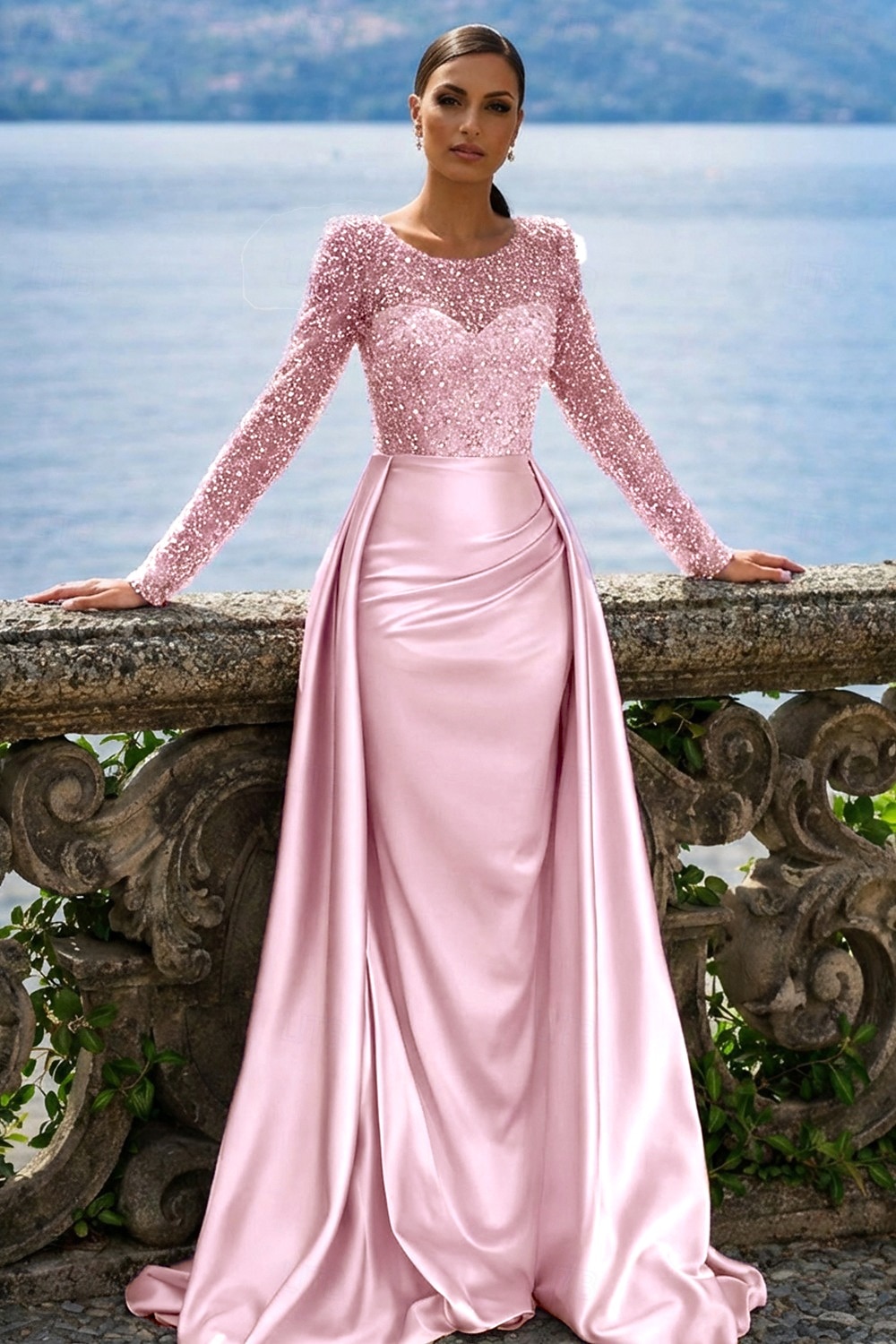 Sirena Tromba Lunghezza al pavimento Abito da Sera Elegante Brillare & Splendere Manica Lunga Scollo Illusione Carnevale Mascherata Abito Champagne per la Madre della Sposa Raso Con Paillettes con del 2026 a $183.99 –P12