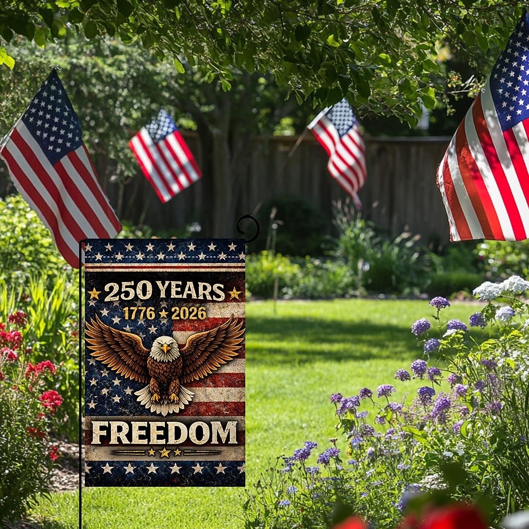 Lot de 2 drapeaux de jardin américains commémorant le 250e anniversaire de l'Amérique, 30 x 45 cm, format vertical double face, 1776-2026, bannière de l'aigle de la liberté, décoration patriotique de 2026 ? $17.99 –P4