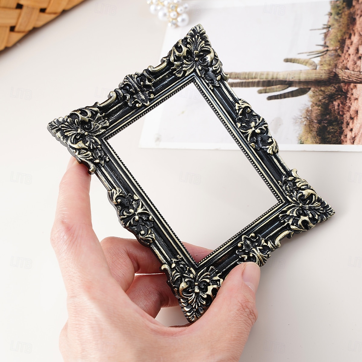 1PC, Black and Gold Mini Engraved Decorative Picture Frame Body, Resin Material DIY Decorative Small Item, Suitable for Photography Decoration Props, Wedding, Party and Other Scene Arrangements 2026 - $9.99 –P12
