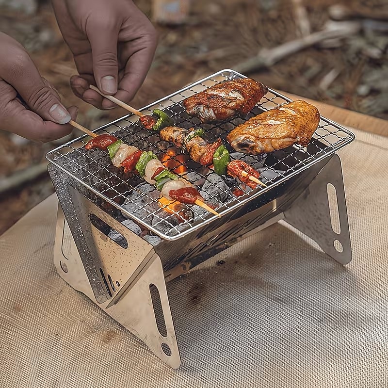 Conjunto de churrasqueira dobrável para uso externo com 2 peças, incluindo fogão a cartucho de aço inoxidável e fogão a carvão portátil, perfeito para camping, trilhas, festas no jardim, piqueniques, de 2026 por $14.99 –P4