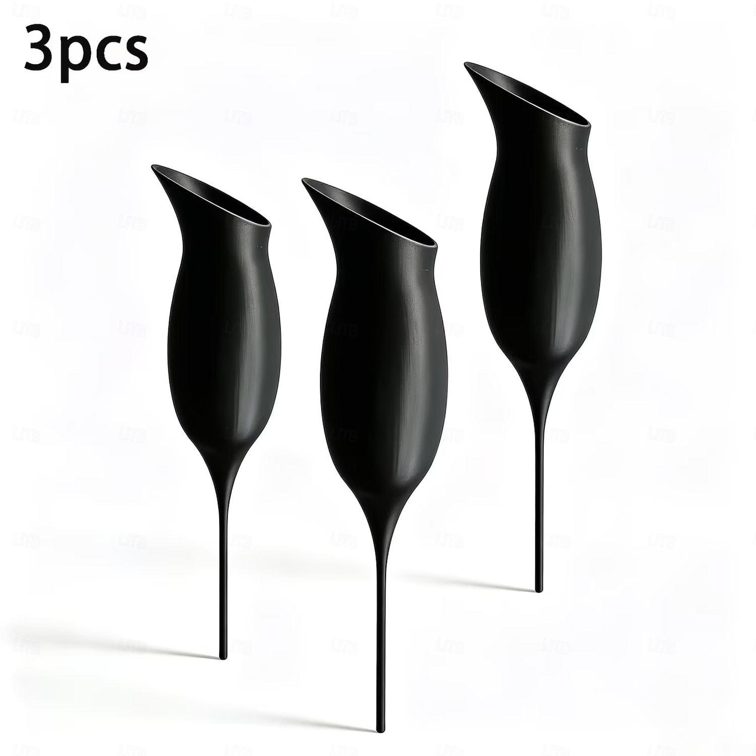 Lot de 3 dispositifs d'arrosage automatique imprimés en 3D pour plantes d'intérieur en pot, système d'arrosage lent avec piquets d'irrigation enterrés, réceptacle à humidité du sol en forme de verre à de 2026 ? $13.99 –P1