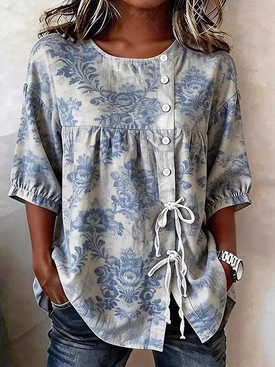 Femmes Chemisier Cordon de serrage Boutons Fleuri Graphique Élégant Vacances ancien Manche 3/4 Col ras du cou Hauts Réguliers Occasionnel Bleu Été Printemps de 2026 ? $32.99 –P2