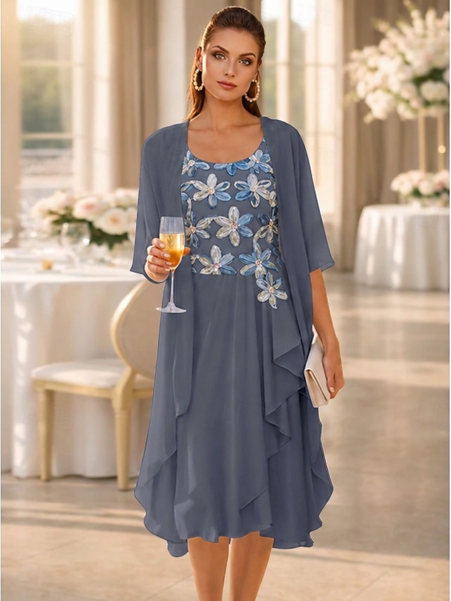 Zweiteilig A-Linie Kleid Knielang Kleid für Hochzeitsgäste Locker Brautmutterkleid Halbarm U-Boot-Ausschnitt Elegant Einfach Formell Hochzeitsgast Hochzeitsfeier Chiffon Mit Schal mit 3D-Blumen 2026 - $137.99 –P1