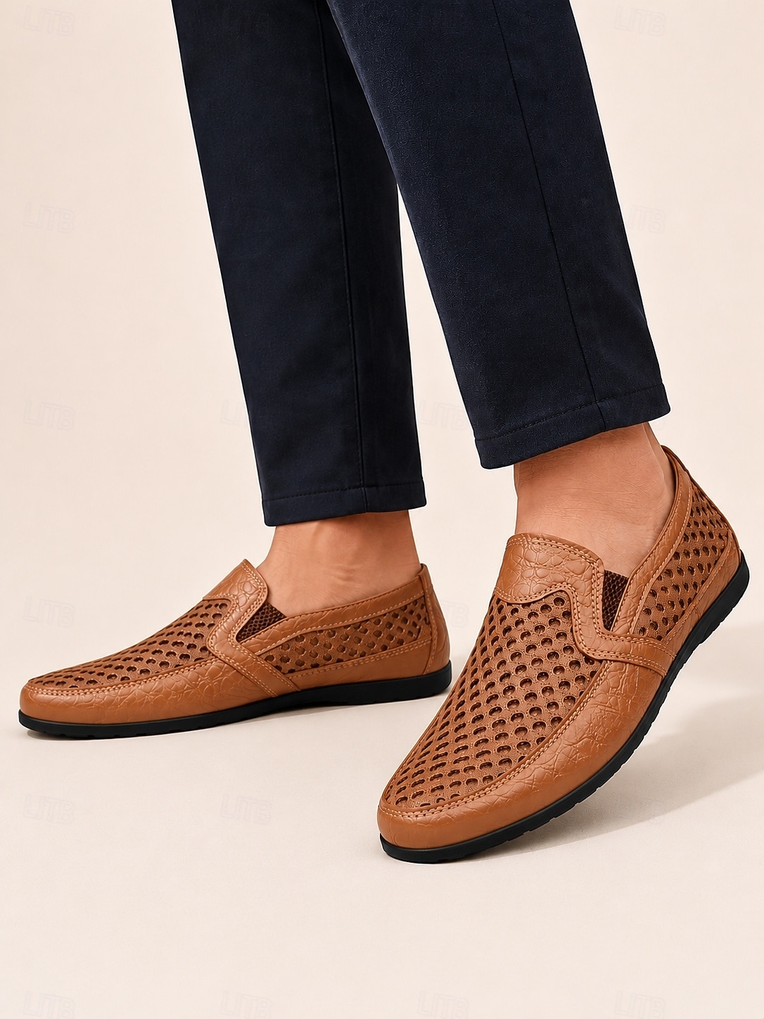 Homens Mocassins e Slip-Ons sapatos feitos à mão Caminhada Casual Ao ar livre Atlético Com Transparência Pele Respirável Confeccionada à Mão Preto Azul Marron Verão Primavera de 2026 por $54.99 –P1