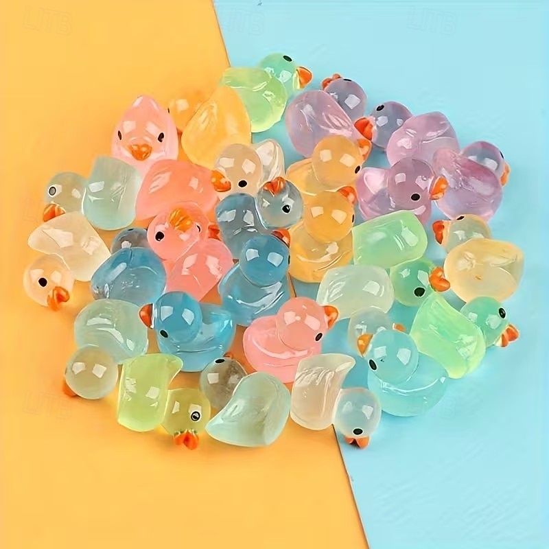 100 leuchtende Mini-Enten, niedliche Mini-Entenfiguren aus Kunststoff, realistische kleine Enten als Gastgeschenke, Füllmaterial für Geschenktüten, Preise für Schatzkisten, Belohnungen im 2026