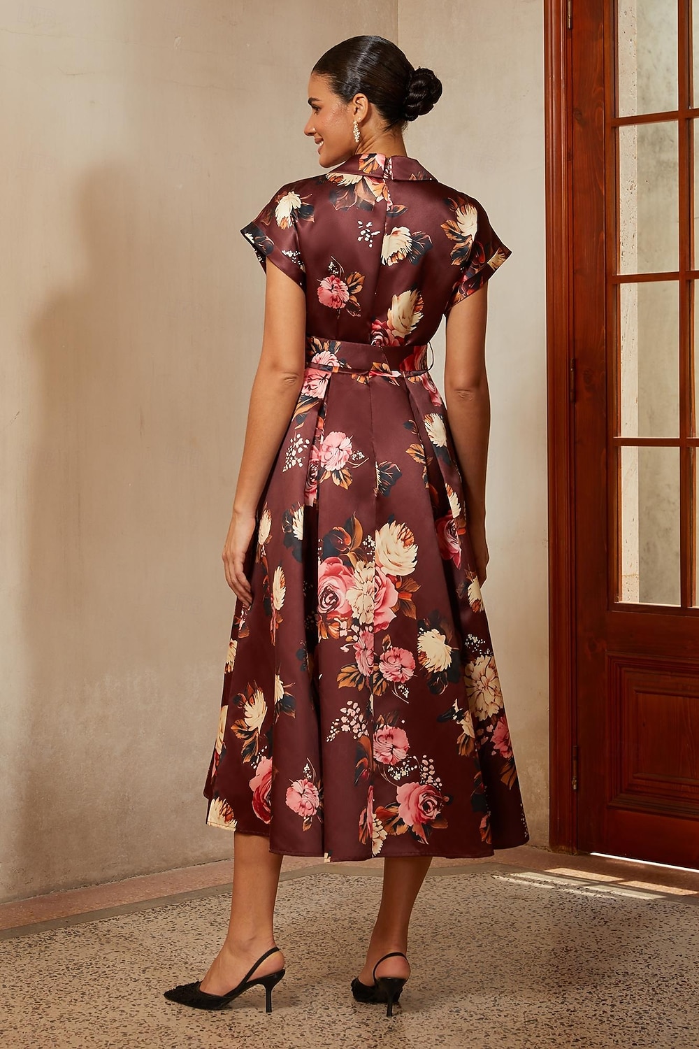 Per donna Linea ad A Abito da Cocktail Abito da invitata a nozze Lunghezza Tè Scollo a V Bavero Manica Corta Spalla scesa Vita Alta Elegante Vintage Madre della sposa Semi-Formale con Raso Stampa del 2026 a $119.99 –P3
