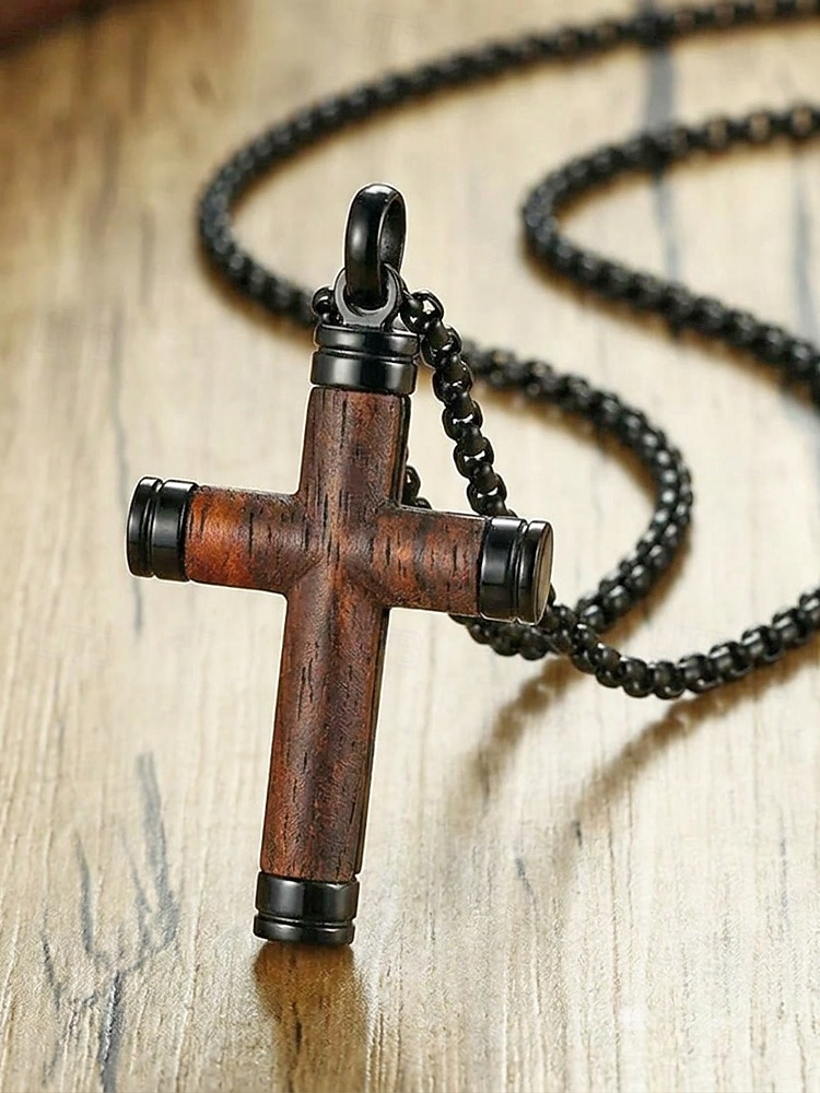Colar masculino com pingente de cruz em madeira e liga metálica, corrente em aço inoxidável, joia religiosa, presente para homens maduros, ideal para uso casual no verão, viagens e dia a dia. de 2026 por $18.99 –P4