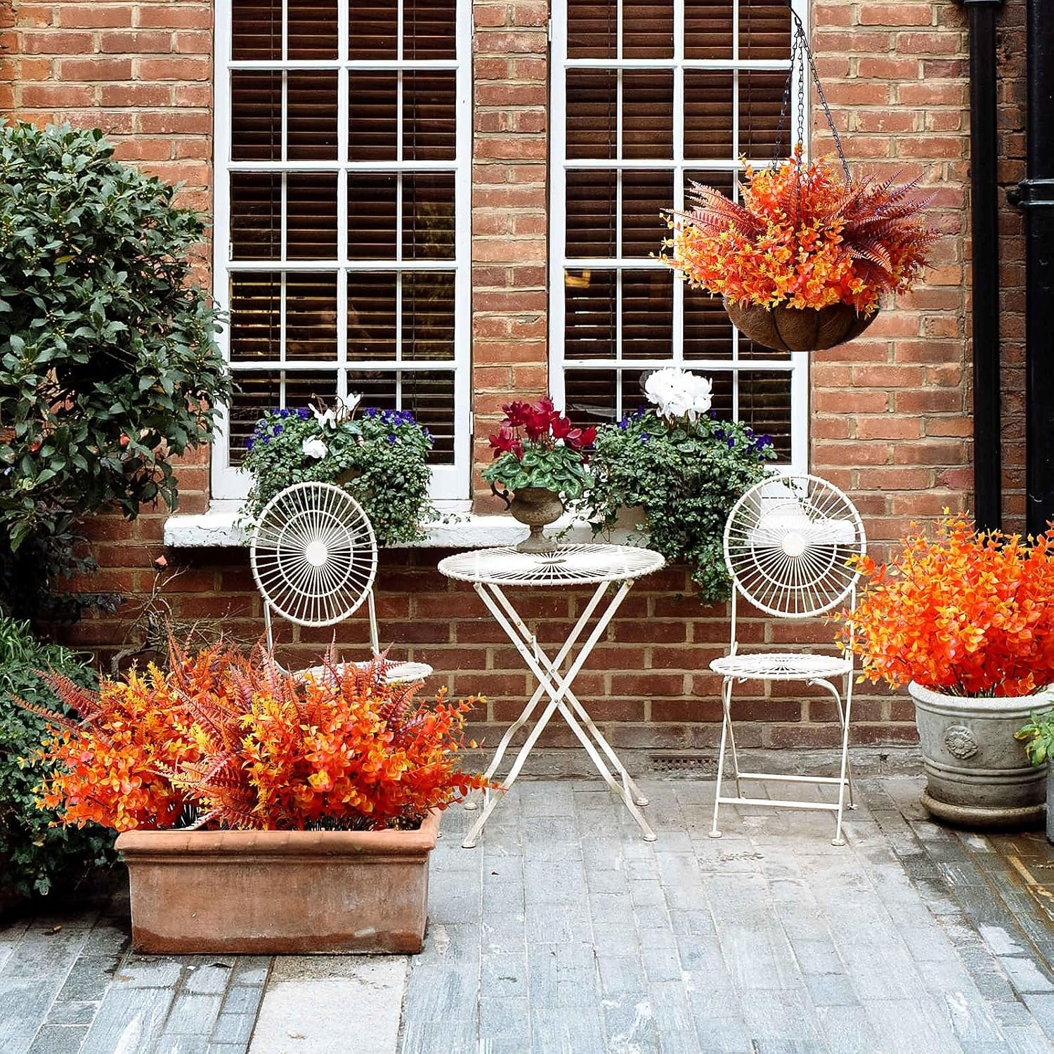 18 ramos de flores artificiais de outono para decoração de exteriores, plantas artificiais de seda resistentes aos raios UV, ideais para o Dia de Ação de Graças e Halloween, não desbotam e são de 2026 por $24.99 –P5
