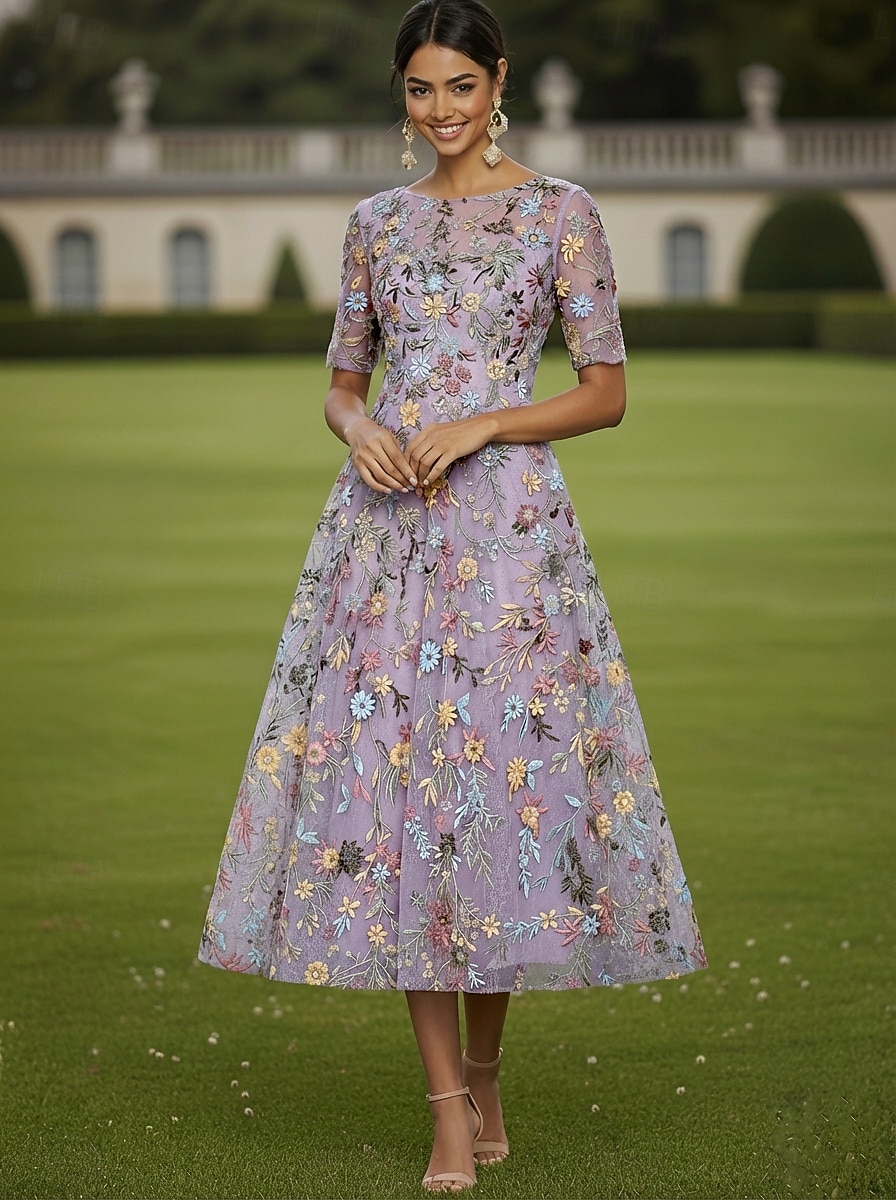 A-linje Kjoler Te-lengde Cocktail Kjole Gjestekjole til bryllup Kjole til brudens mor Halvlange ermer Crew-hals Båthals Elegant Fritid Formell Kentucky Derby Semi-formelt Tyll med Broderi Appliqué 2026 - $171.99 –P9
