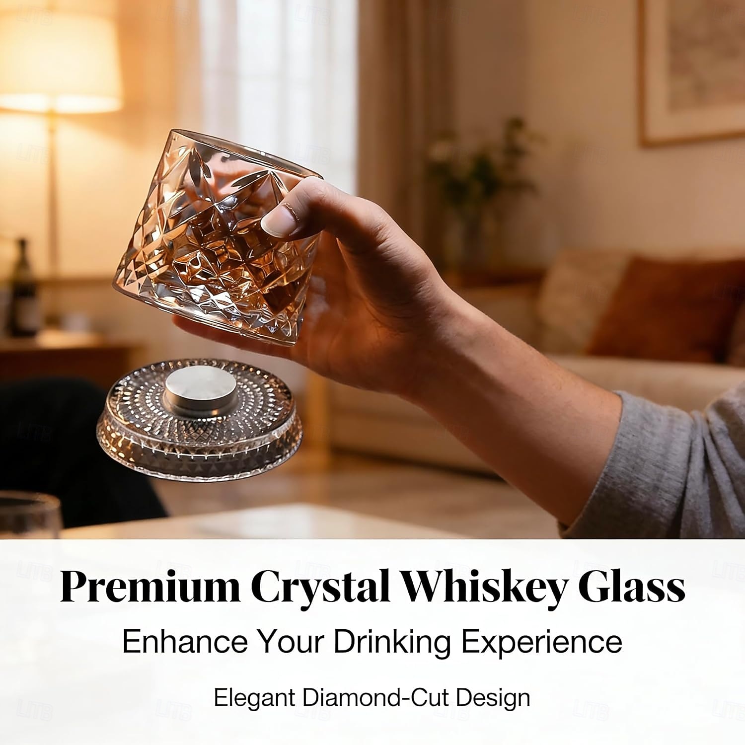 Bicchiere da whisky girevole con base per rotazione a 360 gradi, 267 ml, bicchieri da whisky girevoli old fashioned per scotch, cocktail, rum, cognac, vodka, liquori, regalo unico per uomo del 2026 a $15.99 –P2